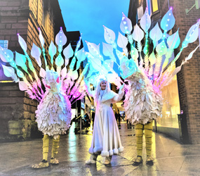 WINTER WONDERLAND ICE BIRDS - LED COLOUR CHANGING ACT TO HIRE UK STREET ENTERTAINMENT
