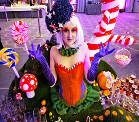 FOOD- CANDYLAND THEMED ENTERTAINMENT - LIVING CANDY DRINKS TABLE ACT TO HIRE MANCHESTER + uk