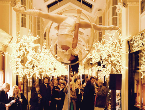 AERIAL ACROBAT - PORTABLE WOW FACTOR ACT TO HIRE