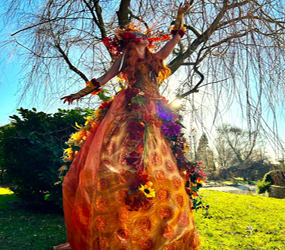 AUTUMN GODDESS STILTS HIRE