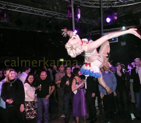 circus themed entertainment- aerial trapeze acts hire manchester