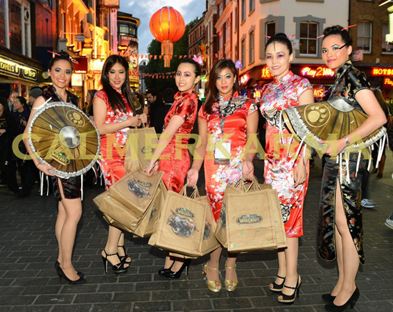 CHINESE-HOSTESSES-TO-HIRE-DRINKS+CANAPES-UK