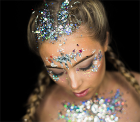 ICE THEMED EVENTS - GLITTER MAKEOVERS FOR GUESTS 