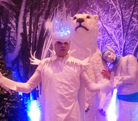 LED ICE KING PERFORMER & EVENT MC HIRE