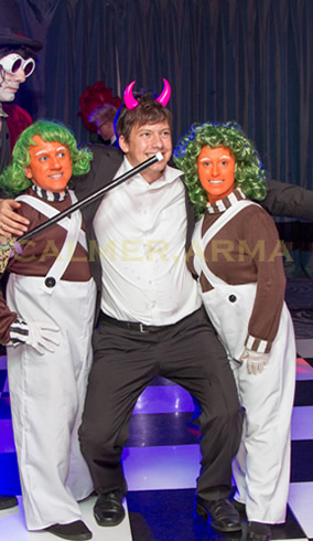 CHARLIE AND THE CHOCOLATE FACTORY THEMED PARTY ENTERTAINMENT - DWARF OOMPA LOOMPAS