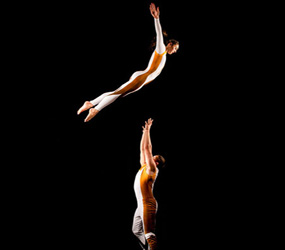 ACROBATIC DUOS TO HIRE UK -WORLD CLASS ACROBATIC ACTS