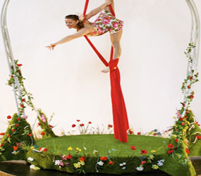 SPRING THEMED ACROBATIC ACTS