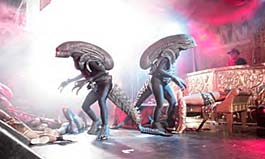 aliens -funky new walkabout entertainment