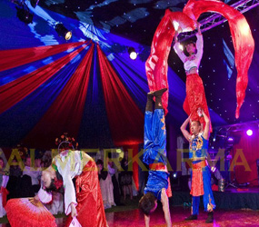 CHINESE THEMED ENTERTAINMENT - DYNAMIC CHINESE ACROBAT ACTS TO HIRE