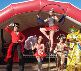 CIRCUS ACTS AND CIRCUS THEMED ENTERTAINMENT TO HIRE LONDON, MANCHESTER, UK