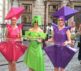 ART THEMED ENTERTAINMENT - THE FASHIONISTAS - CANAPES WITH ATTITUDE