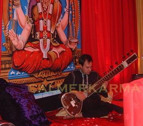 BOLLYWOOD & INDIAN CLASSICAL MUSICIANS - SITAR PLAYER LONDON & MANCHESTER